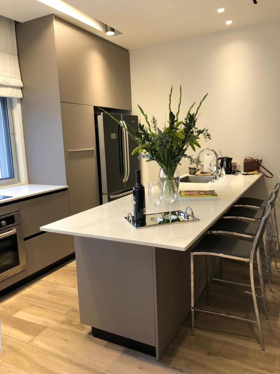 K Suites Tlv By The Beach 特拉维夫 外观 照片