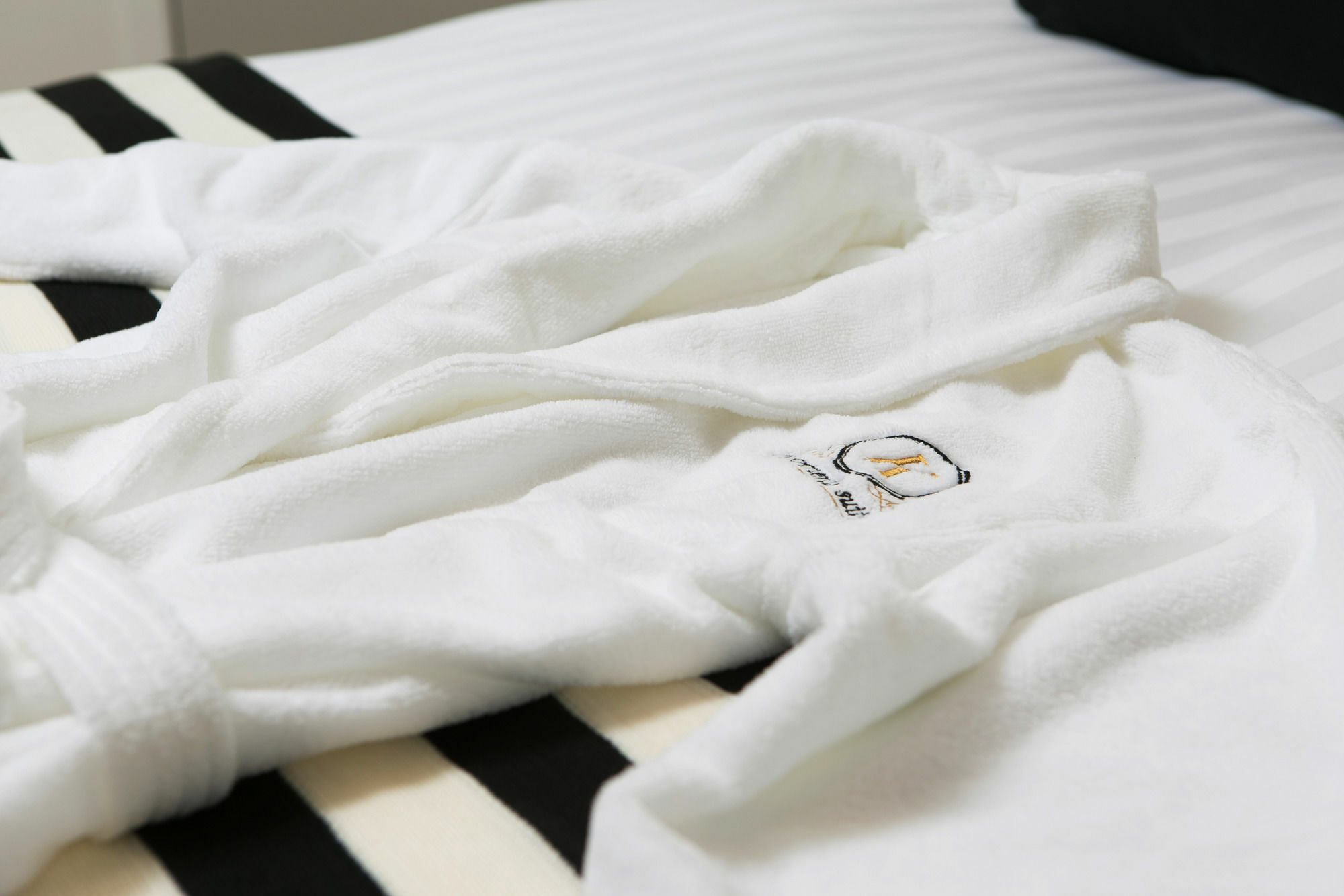 K Suites Tlv By The Beach 特拉维夫 外观 照片