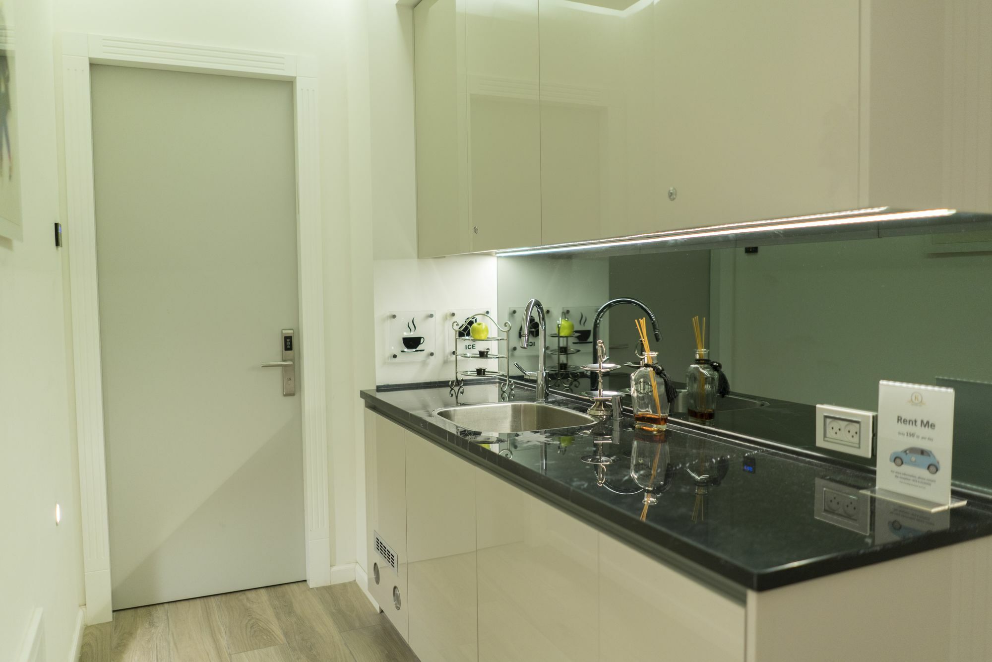 K Suites Tlv By The Beach 特拉维夫 外观 照片